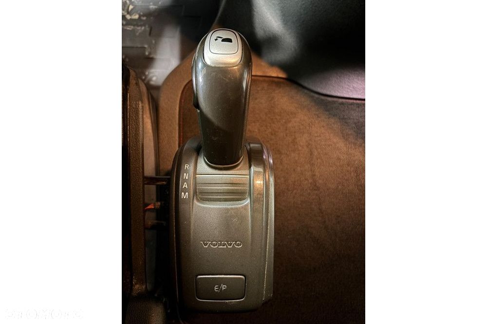 Volvo FH540 6x4 + RETARDER + LIFTING AXLE + EURO 6 - 23