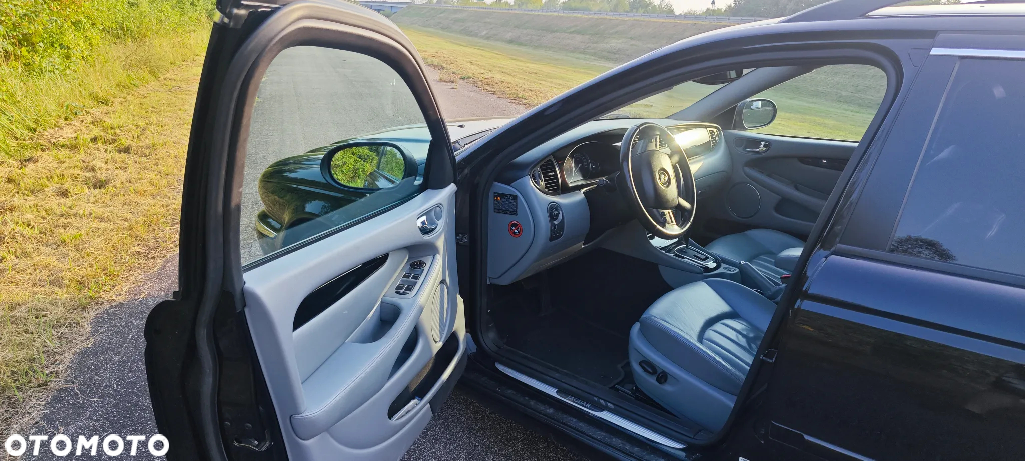 Jaguar X-Type Estate 3.0 V6 4x4 Executive - 6