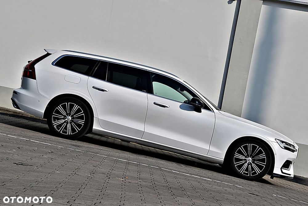 Volvo V60 T6 AWD Recharge Geartronic Inscription Expression - 6