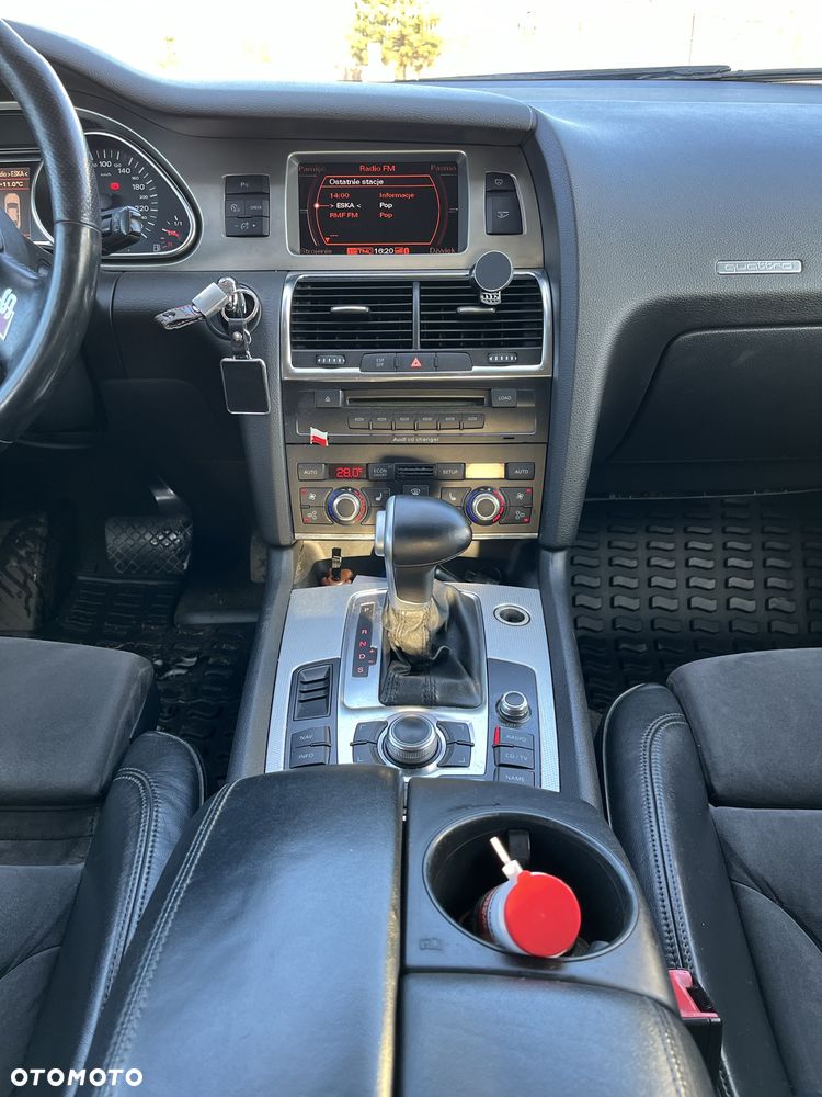 Audi Q7 - 8
