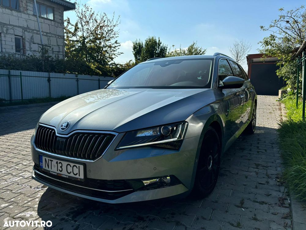 Skoda Superb 2.0 TDI 4X4 DSG Style - 6