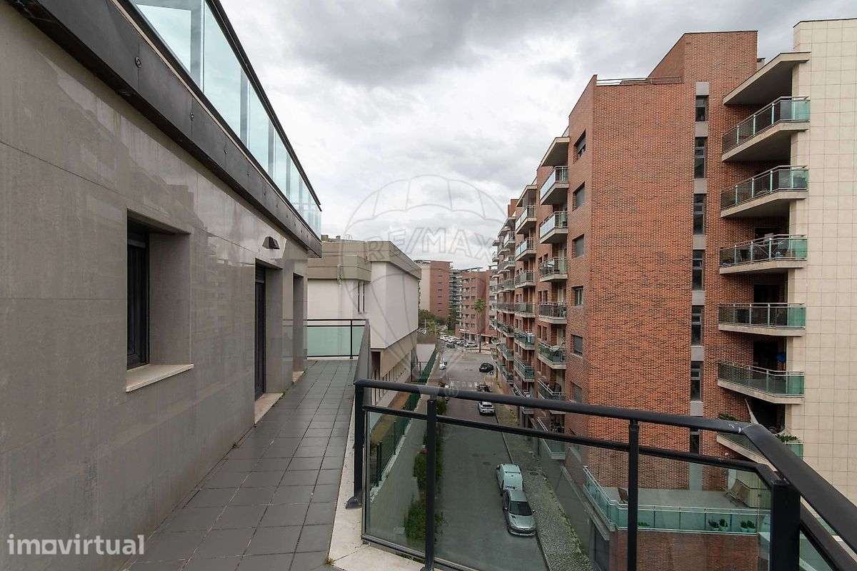 Apartamento T4 para venda - Grande imagem: 2/46