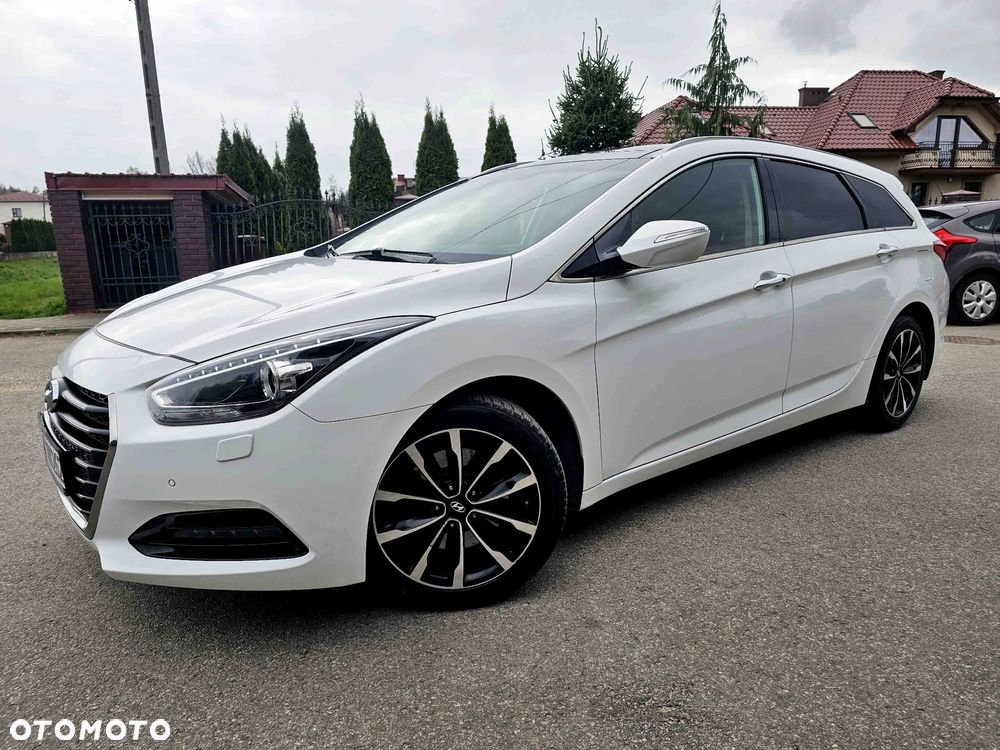 Hyundai i40 Kombi 1.7 CRDi Premium - 4