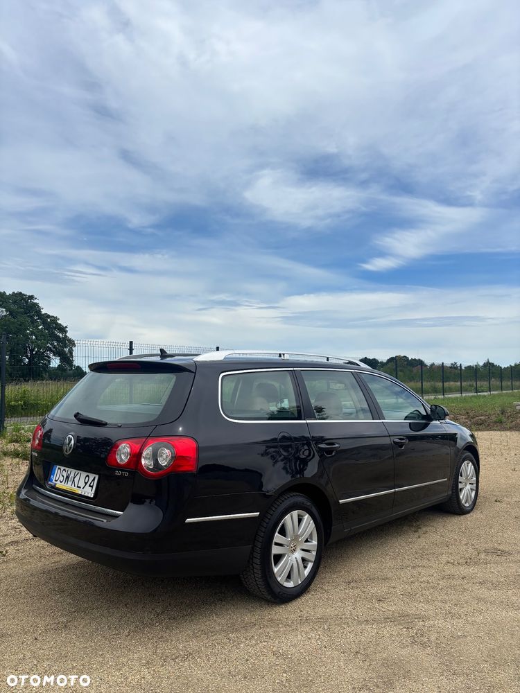 Volkswagen Passat 2.0 TDI DPF Highline DSG - 2
