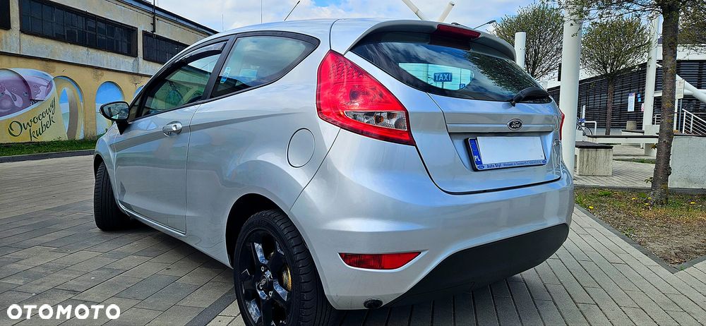 Ford Fiesta 1.25 Ghia - 3