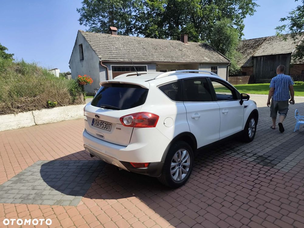 Ford Kuga 2.0 TDCi Titanium - 3