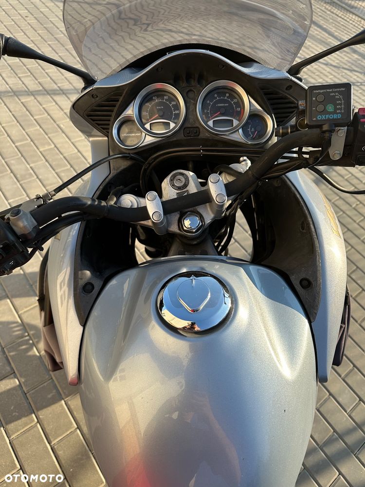 Honda XL - 6