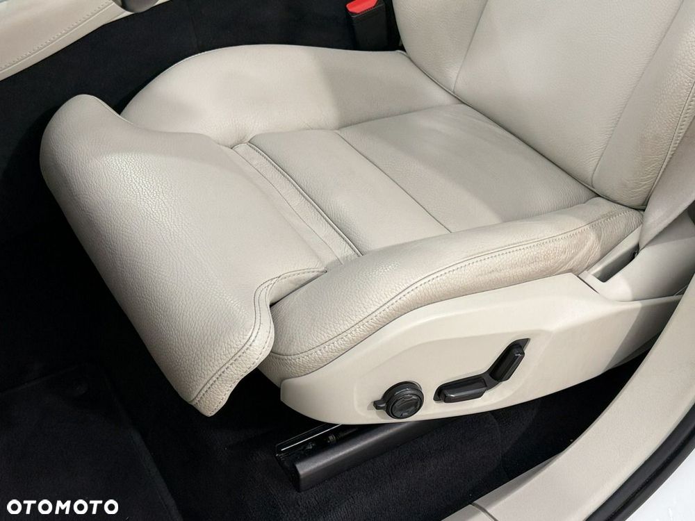 Volvo XC 90 - 19