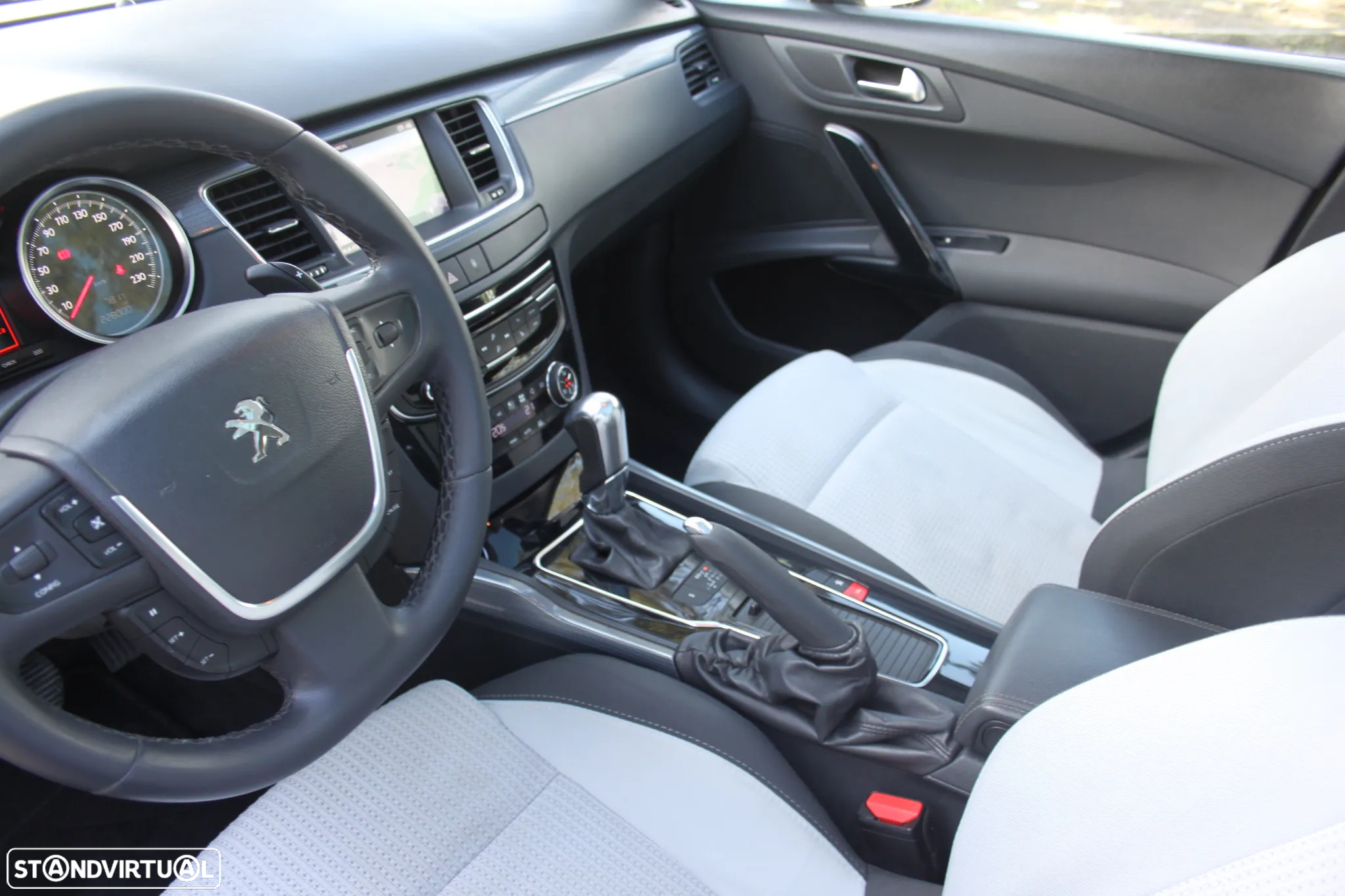Peugeot 508 SW BlueHDi 120 EAT6 Stop&Start Business-Line - 11