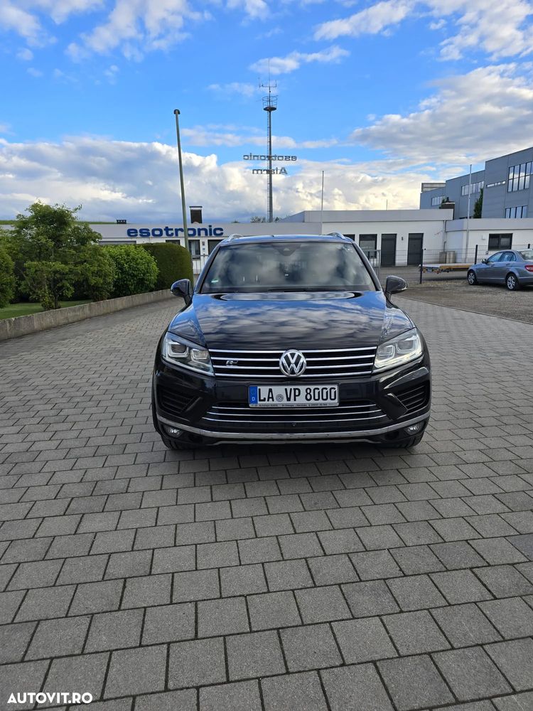 Volkswagen Touareg - 8