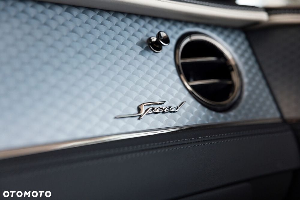 Bentley Continental GT - 16