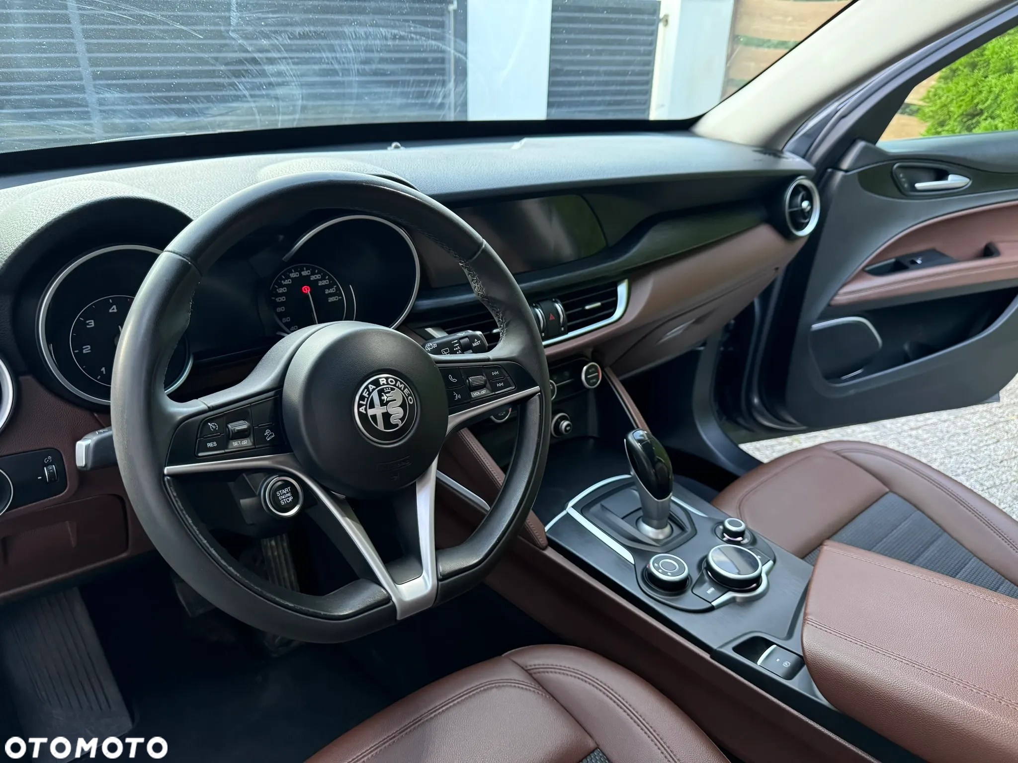 Alfa Romeo Stelvio - 24