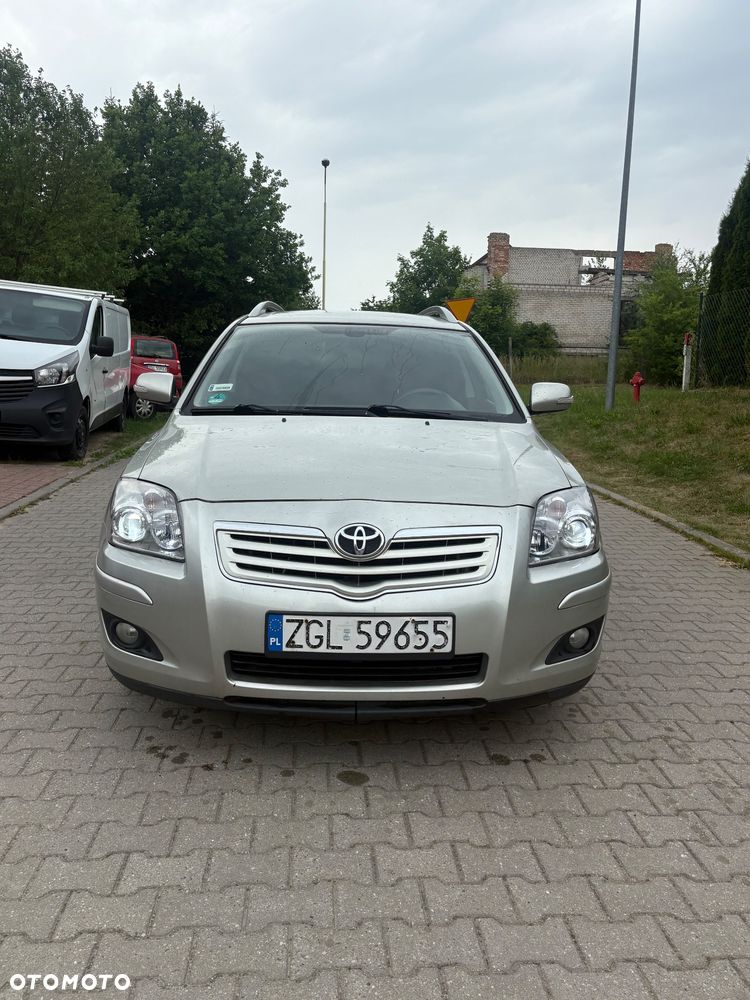 Toyota Avensis 2.0 D-4D Team - 4