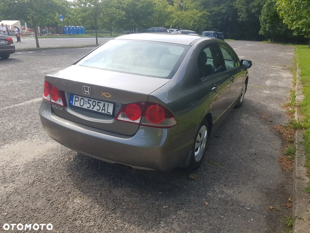 Honda Civic 1.8 Comfort - 7