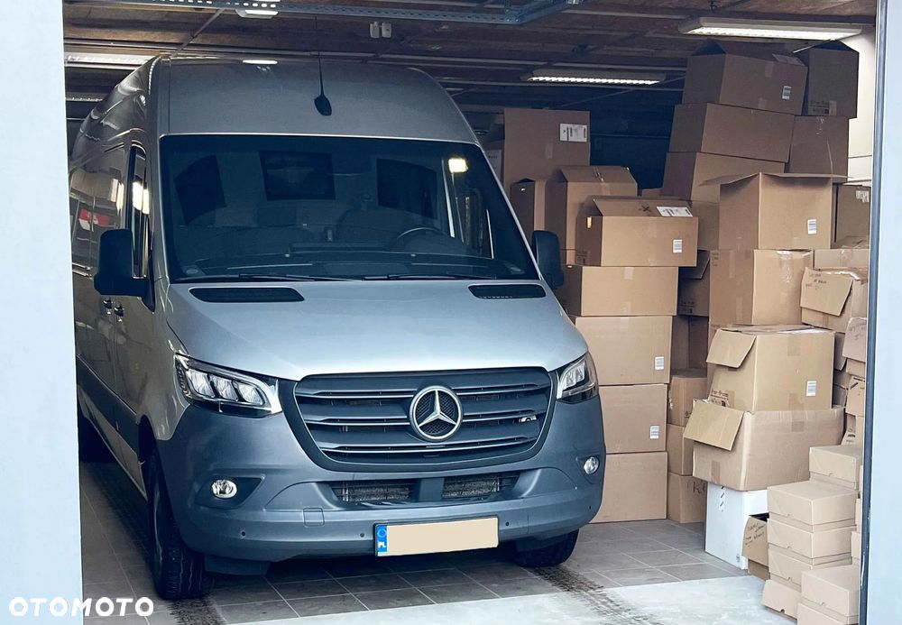 Mercedes-Benz Sprinter - 22