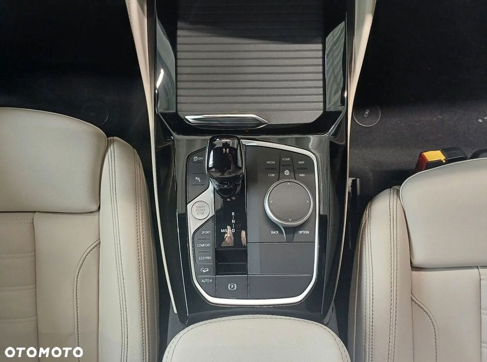 BMW X4 - 10