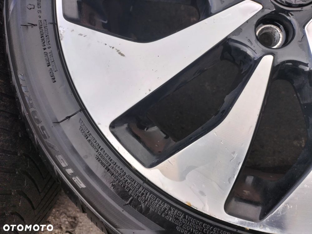 FELGI ALUMINIOWE R17  FORD FOCUS MK4  2018- - 17