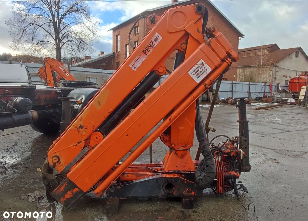 Żuraw samochodowy Penz 9902P - 2