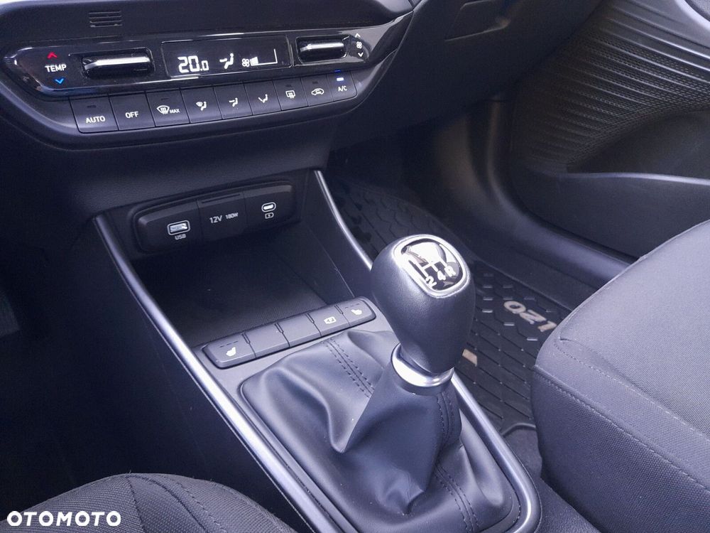 Hyundai i20 1.2 Modern - 17