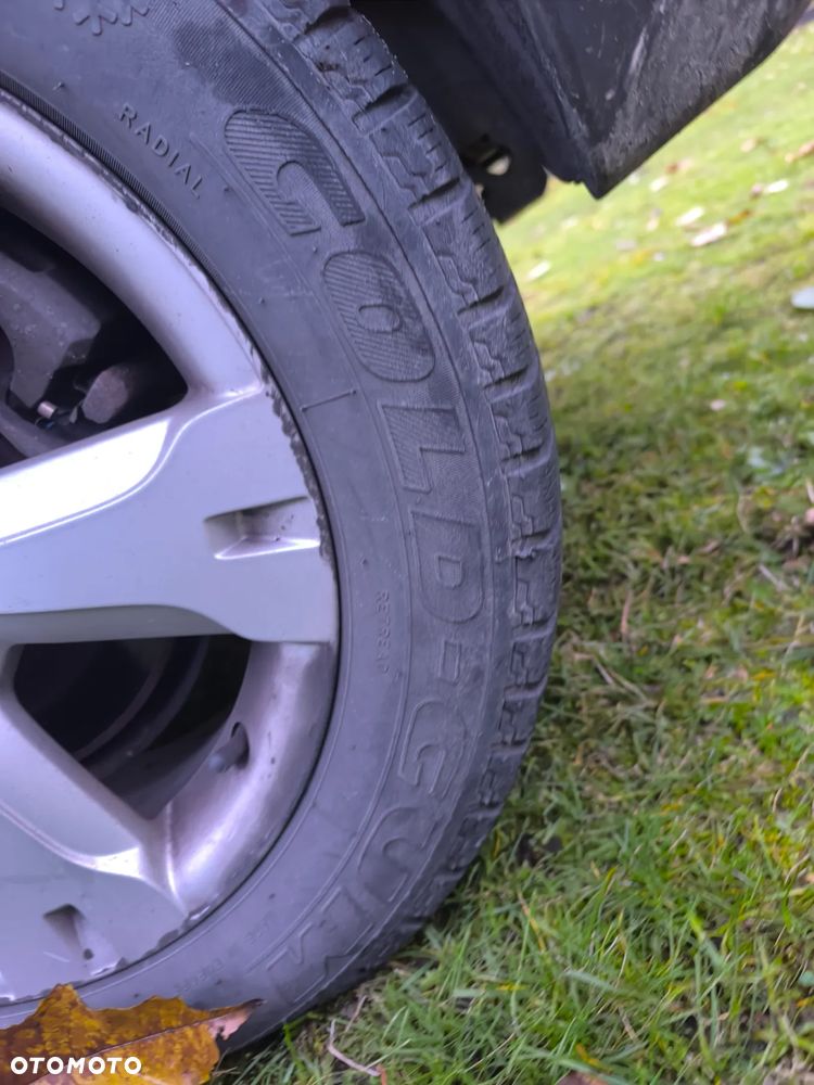 Toyota Urban Cruiser 1.4 D-4D Sol 4x4 - 16