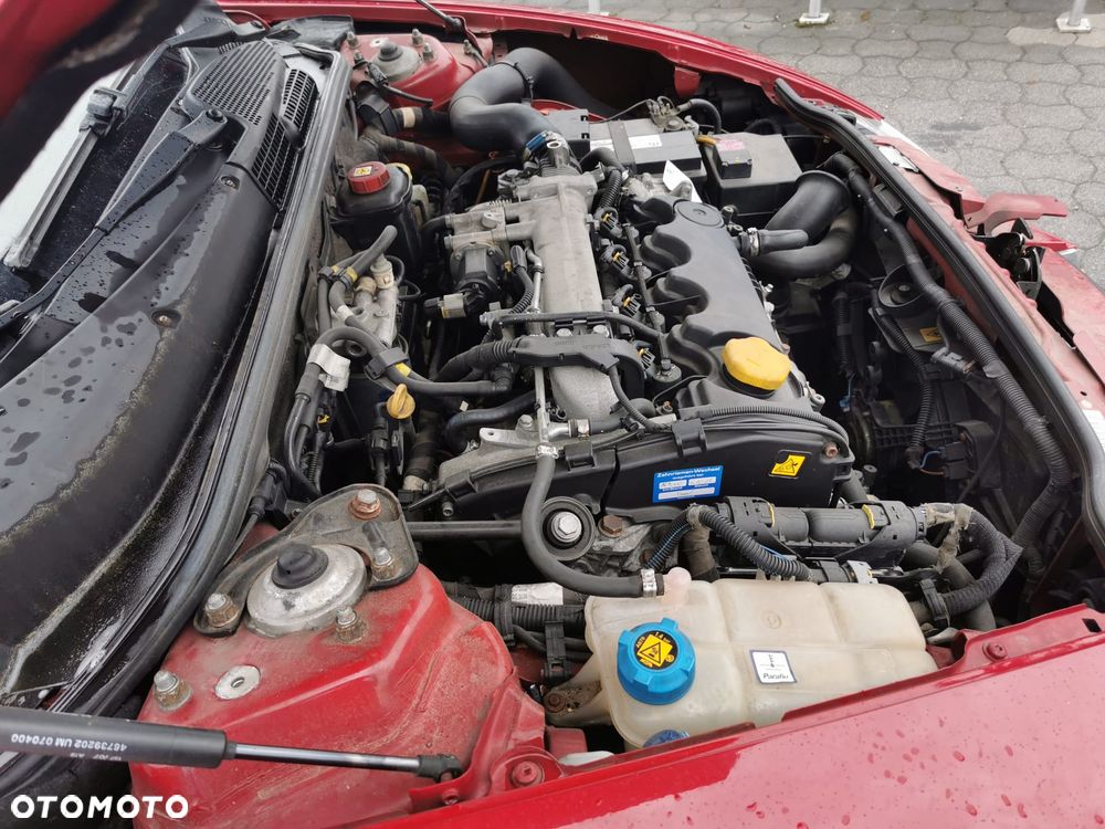 Alfa Romeo 147 1.9 JTDM 8V - 15