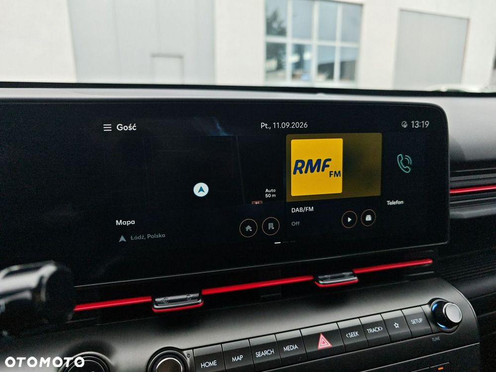 Hyundai Kona - 16