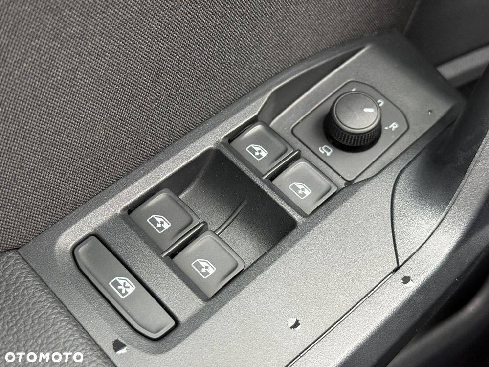 Seat Arona - 25