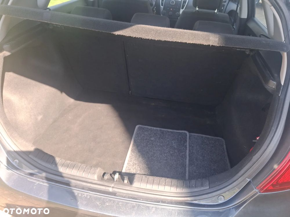 Kia Ceed 1.4 Comfort - 22