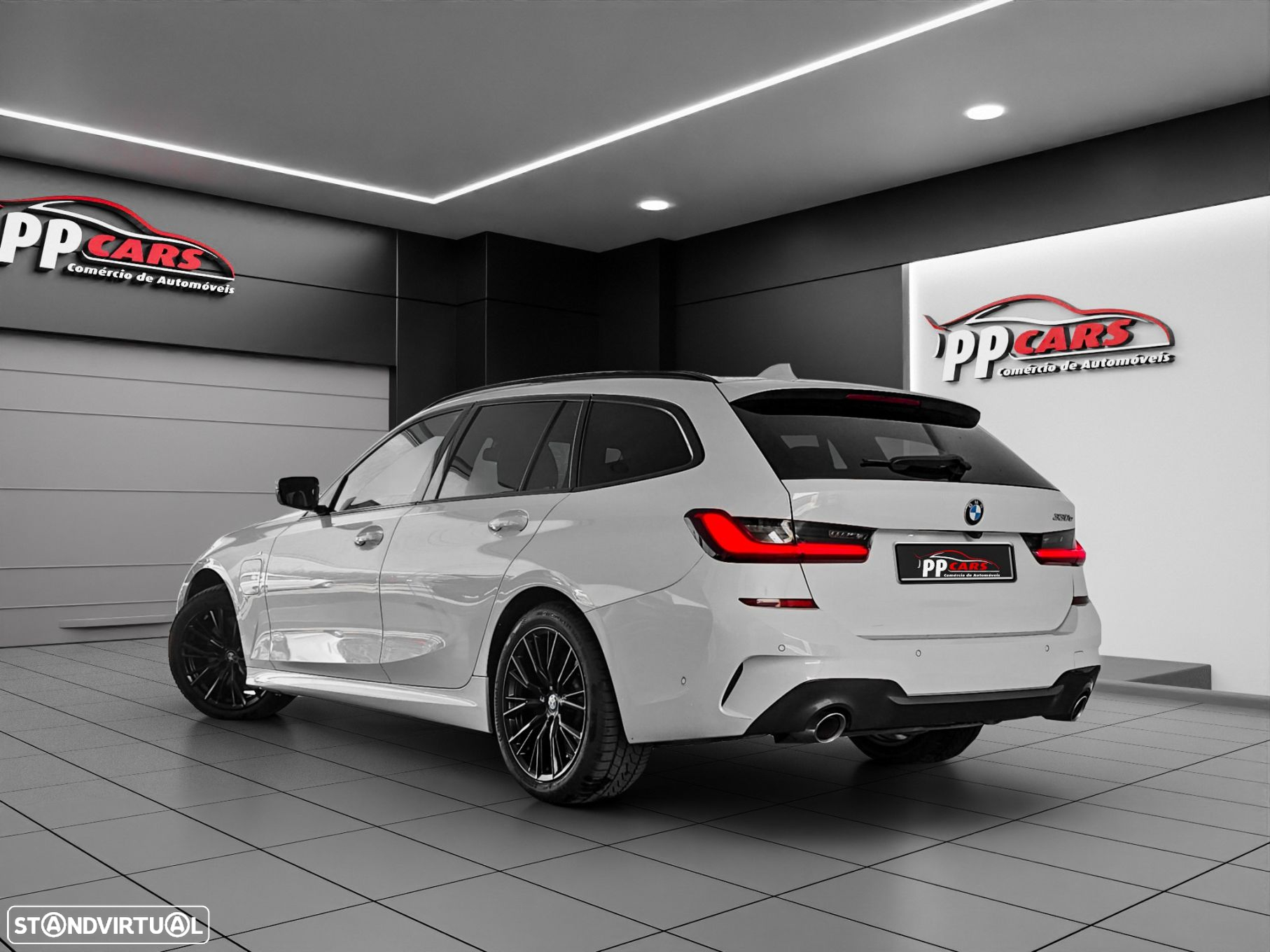 BMW 330 - 2