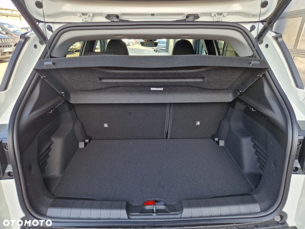 Jeep Avenger 1.2 T3 mHEV Summit FWD eDCT6 - 27