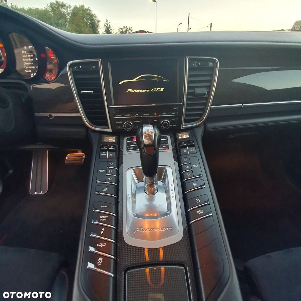 Porsche Panamera GTS - 20