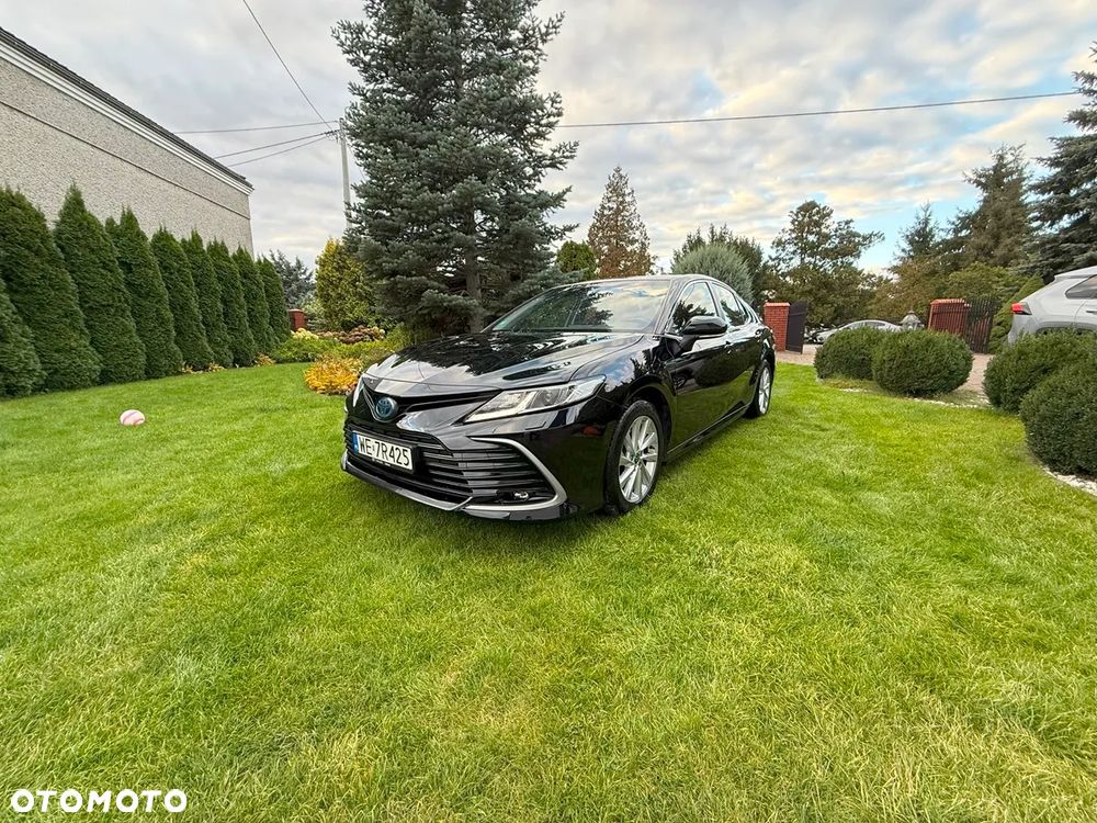 Toyota Camry 2.5 Hybrid Prestige CVT - 2