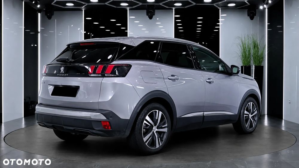 Peugeot 3008 1.2 PureTech Allure S&S - 5