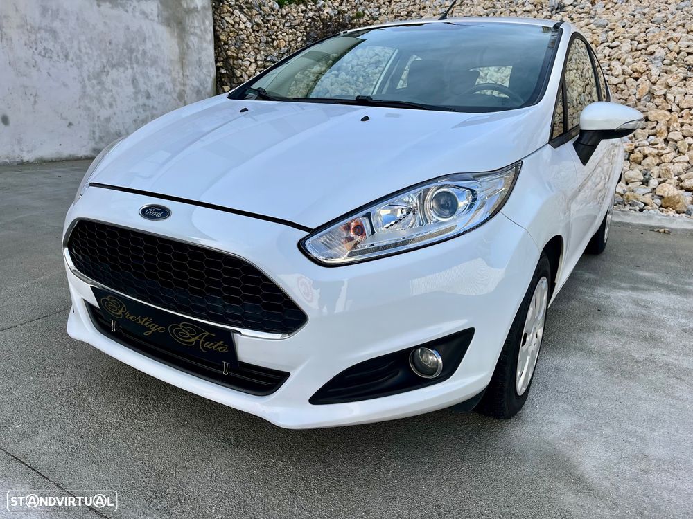 Ford Fiesta 1.5 TDCi STLine - 32