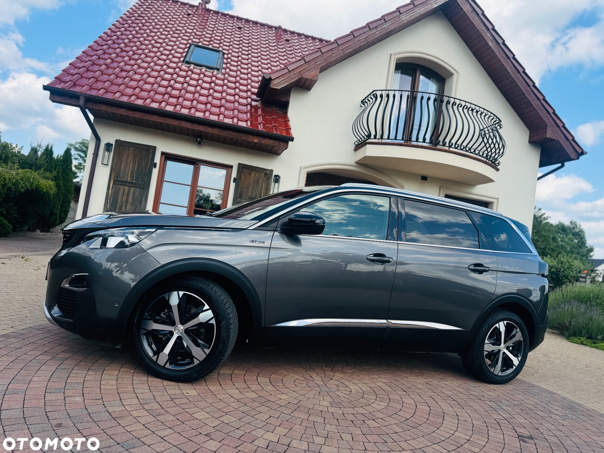 Peugeot 5008 1.6 BlueHDI Allure S&S EAT6 - 19