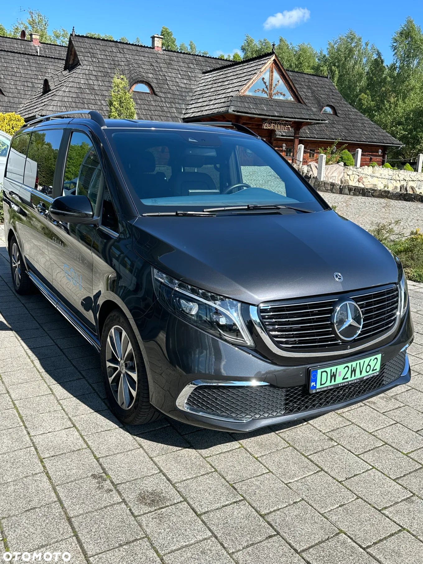 Mercedes-Benz EQV - 4