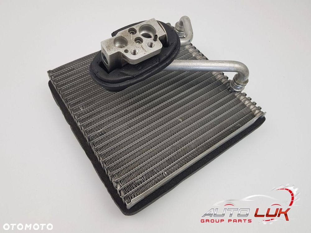 Parownik klimatyzacji Volkswagen Golf V VI Jetta V Audi A3 8P 1K0820679 - 1