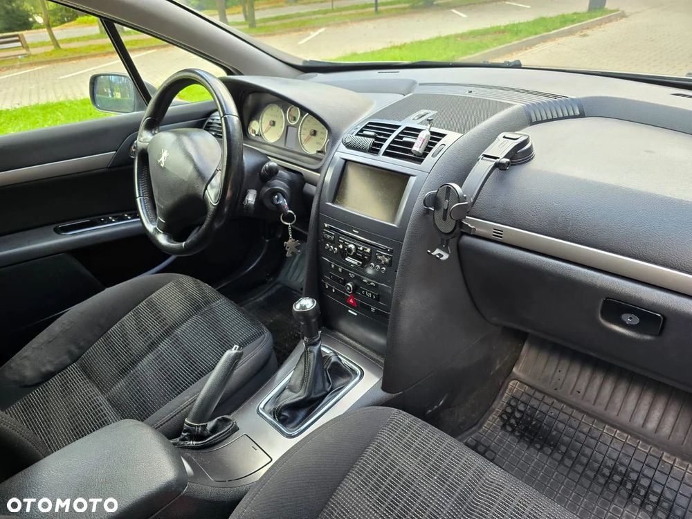 Peugeot 407 - 14
