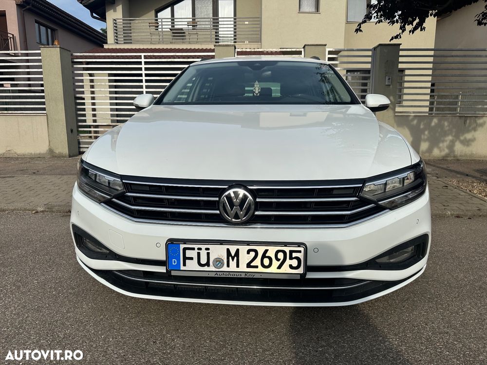 Volkswagen Passat 2.0 TDI SCR DSG Business - 1