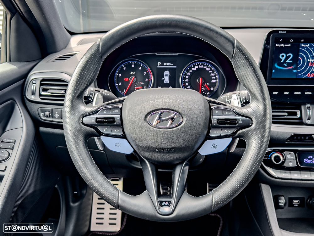 Hyundai i30 N 2.0 T-GDi Pack Performance 8DCT - 26
