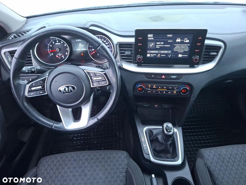 Kia Ceed 1.4 T-GDI M - 14