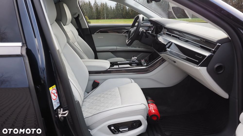 Audi S8 - 15