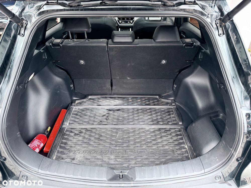 Toyota Corolla Cross 2.0 Hybrid Premiere Edition - 29