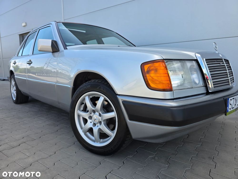 Mercedes-Benz W124 (1984-1993) - 10