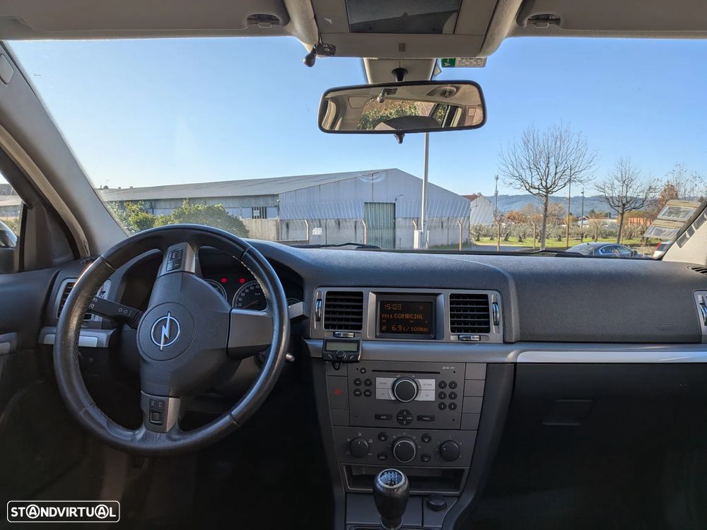 Opel Vectra Caravan 1.9 CDTi Executive - 9