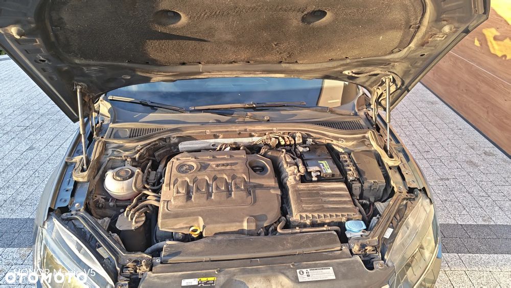 Skoda Superb 2.0 TDI DSG Premium Edition - 36