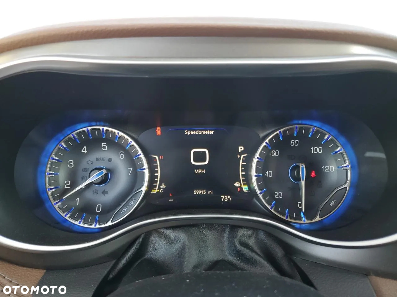 Chrysler Pacifica - 8