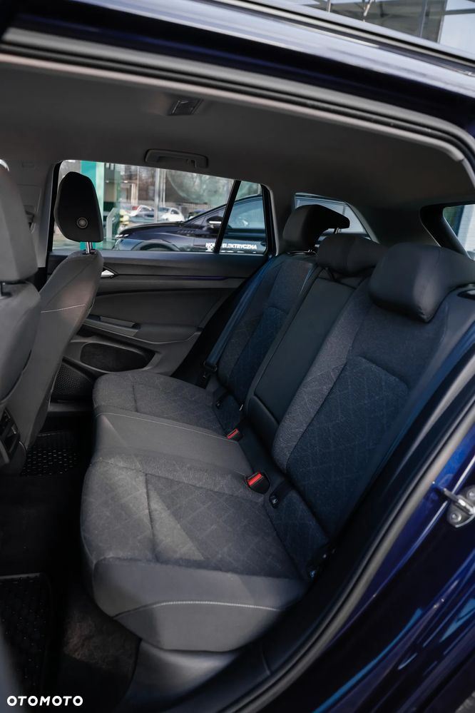 Volkswagen Golf - 13