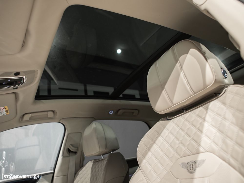 Bentley Bentayga V8 S - 34