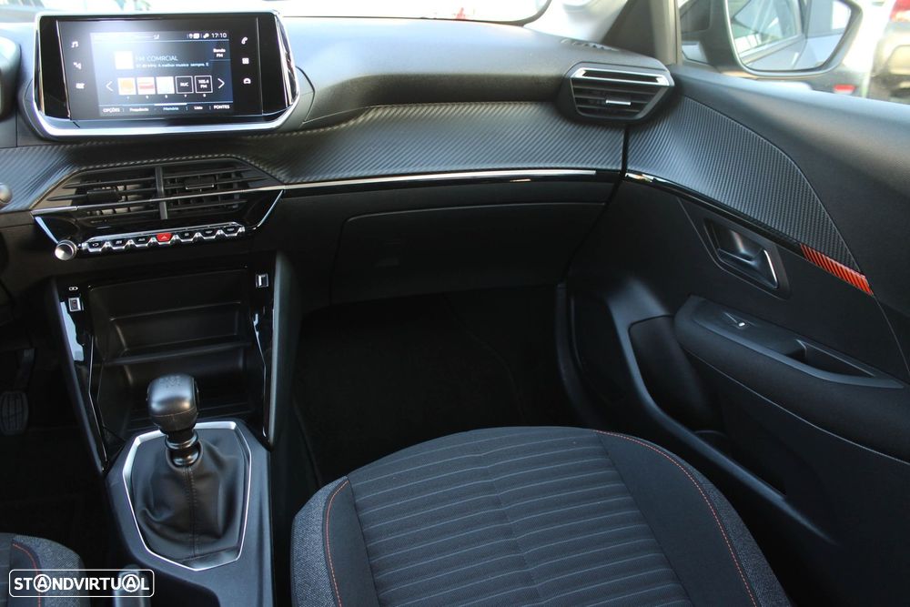 Peugeot 208 1.2 PureTech Active Pack - 39